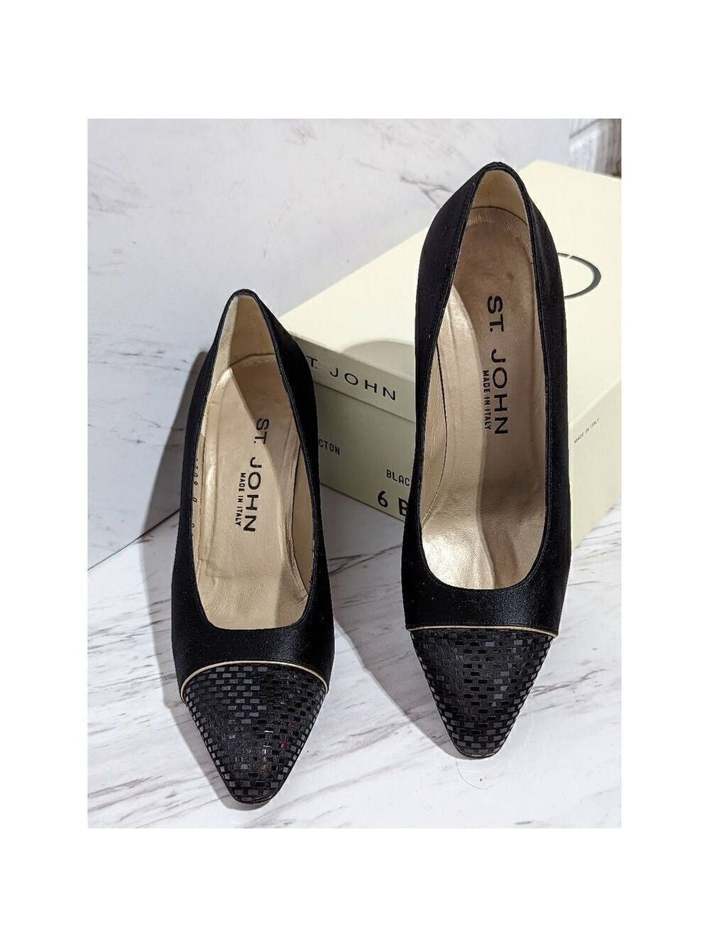 St. John Vintage Women's 6BโBlack Satin Pumps Paillette onโtoe
